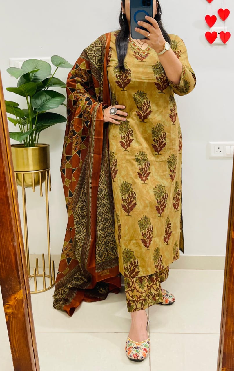 Zariya Kalamkari Print Cotton Suit Set with Dupatta